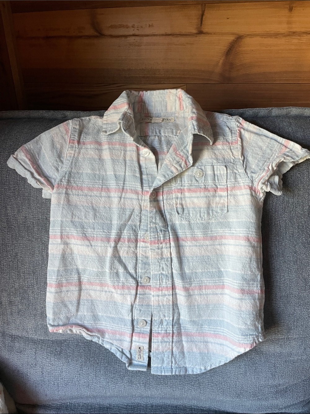 Boys' Light Blue & Pink Stripe Short-Sleeve Button-Down Shirt